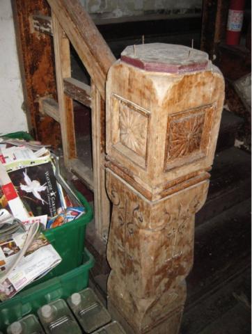 Newel Post Newel Post